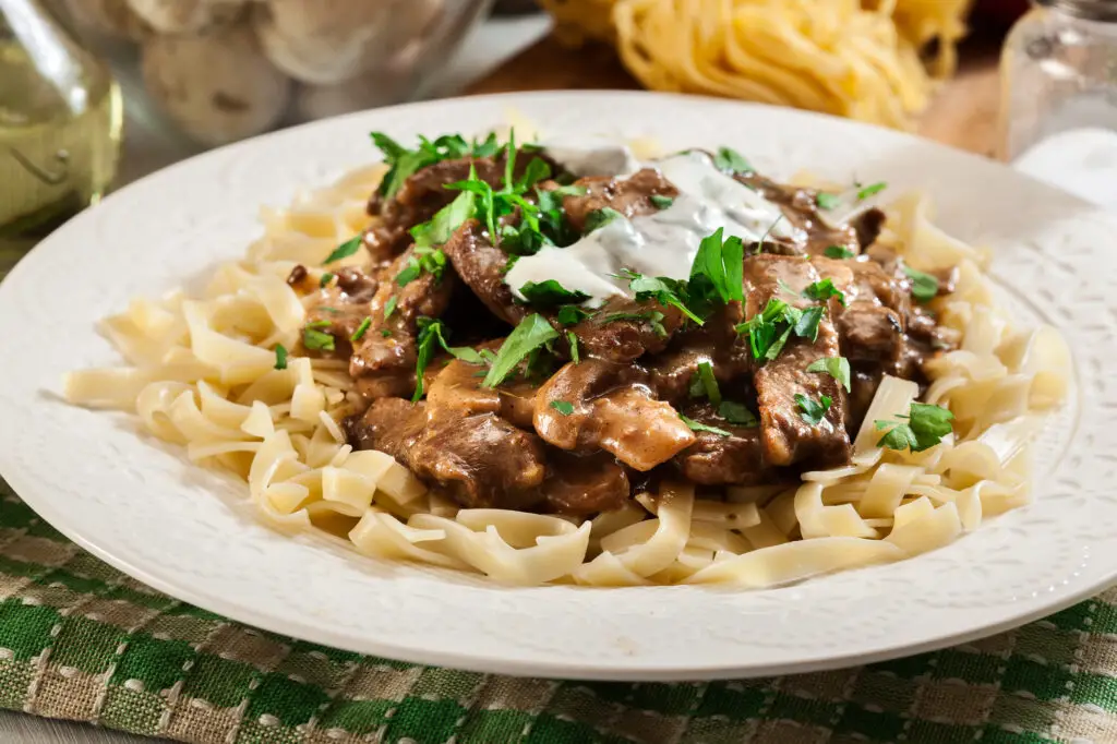 beef stroganoff without sour cream